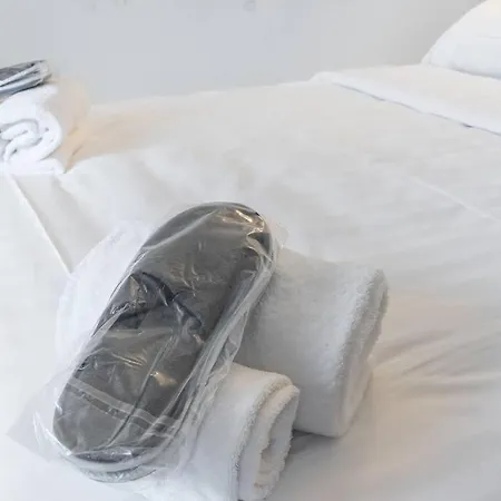 Eglise Catholique - Cosy And Bright In Apartamento