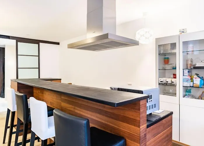 Eglise Catholique - Cosy And Bright In 公寓 蒙特勒